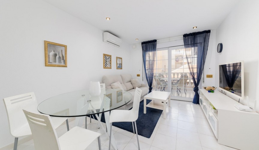 Resale - Duplex -
Torrevieja - Playa de los Locos