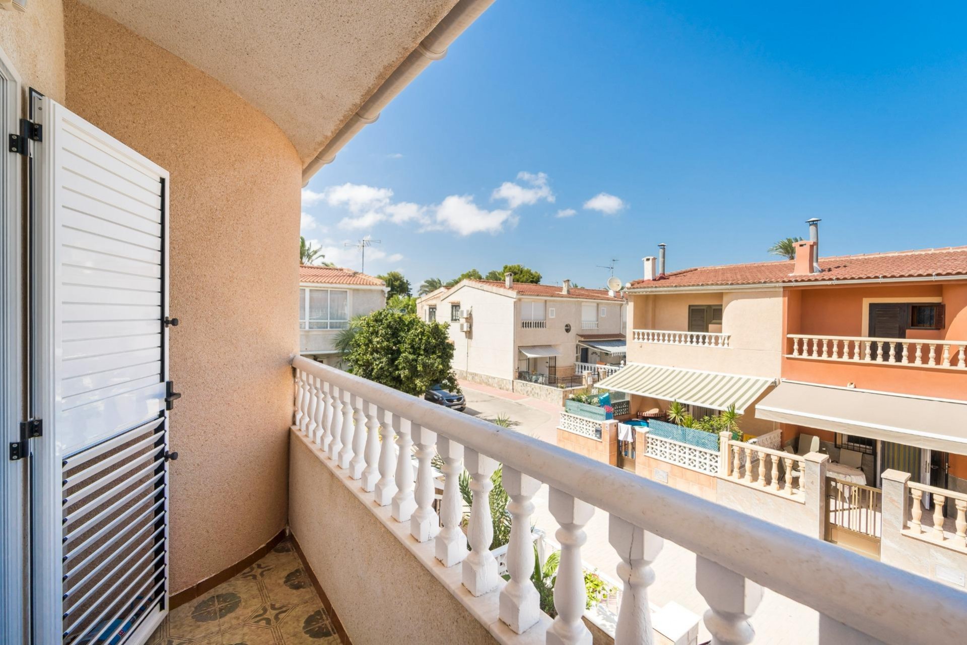 Resale - Duplex -
Torrevieja - Playa De Los Naufragos