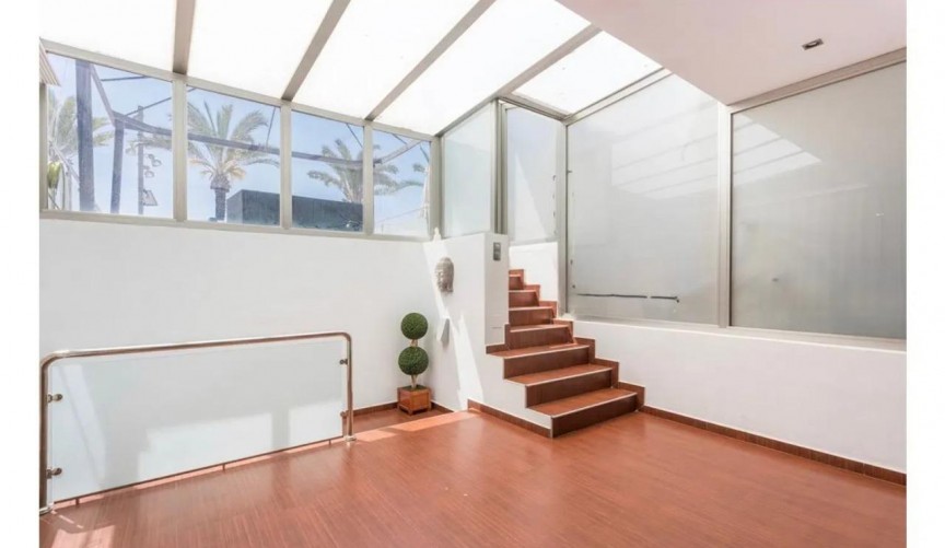 Resale - Duplex -
Torrevieja - Playa del Cura