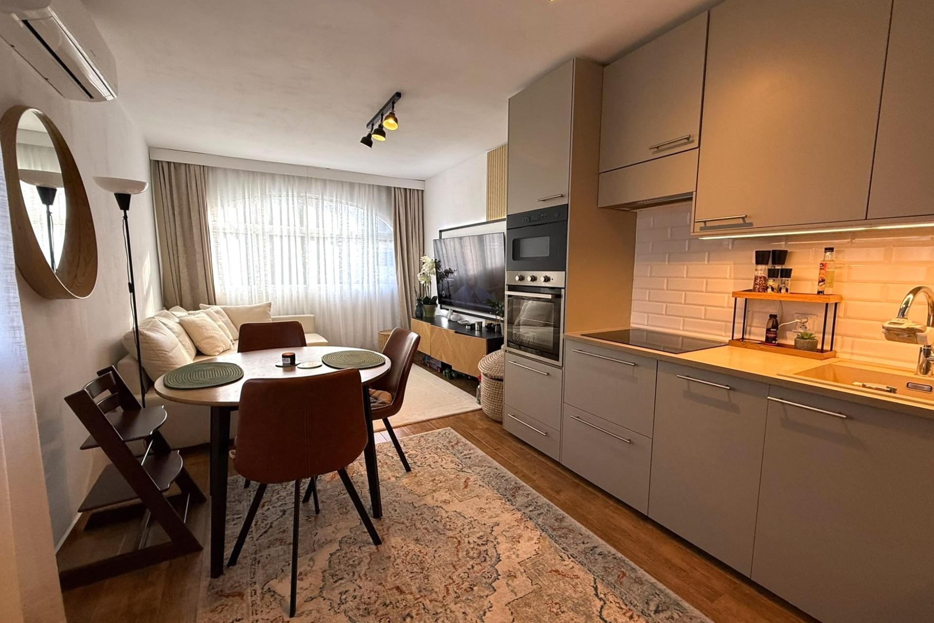 Resale - Duplex -
Torrevieja - Playa del Cura