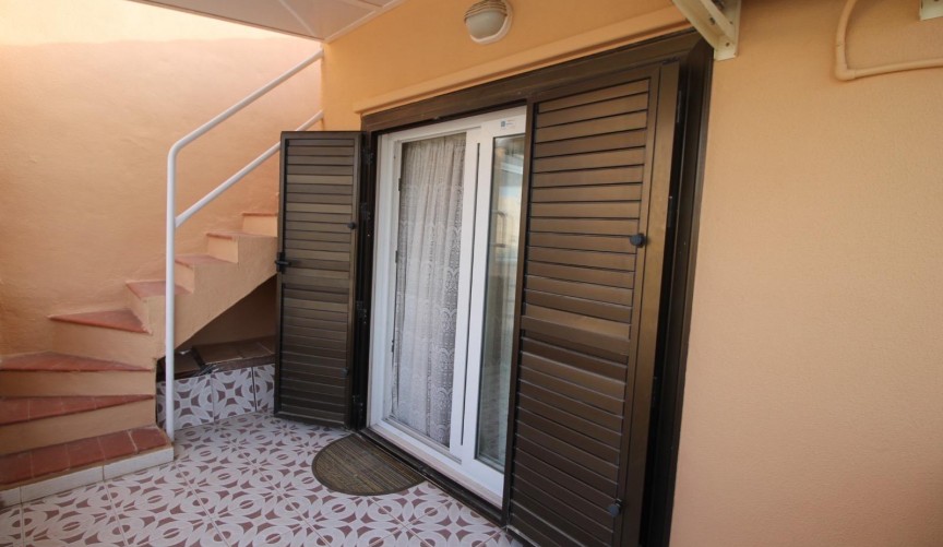 Resale - Duplex -
Torrevieja - Rosaleda-los Frutales