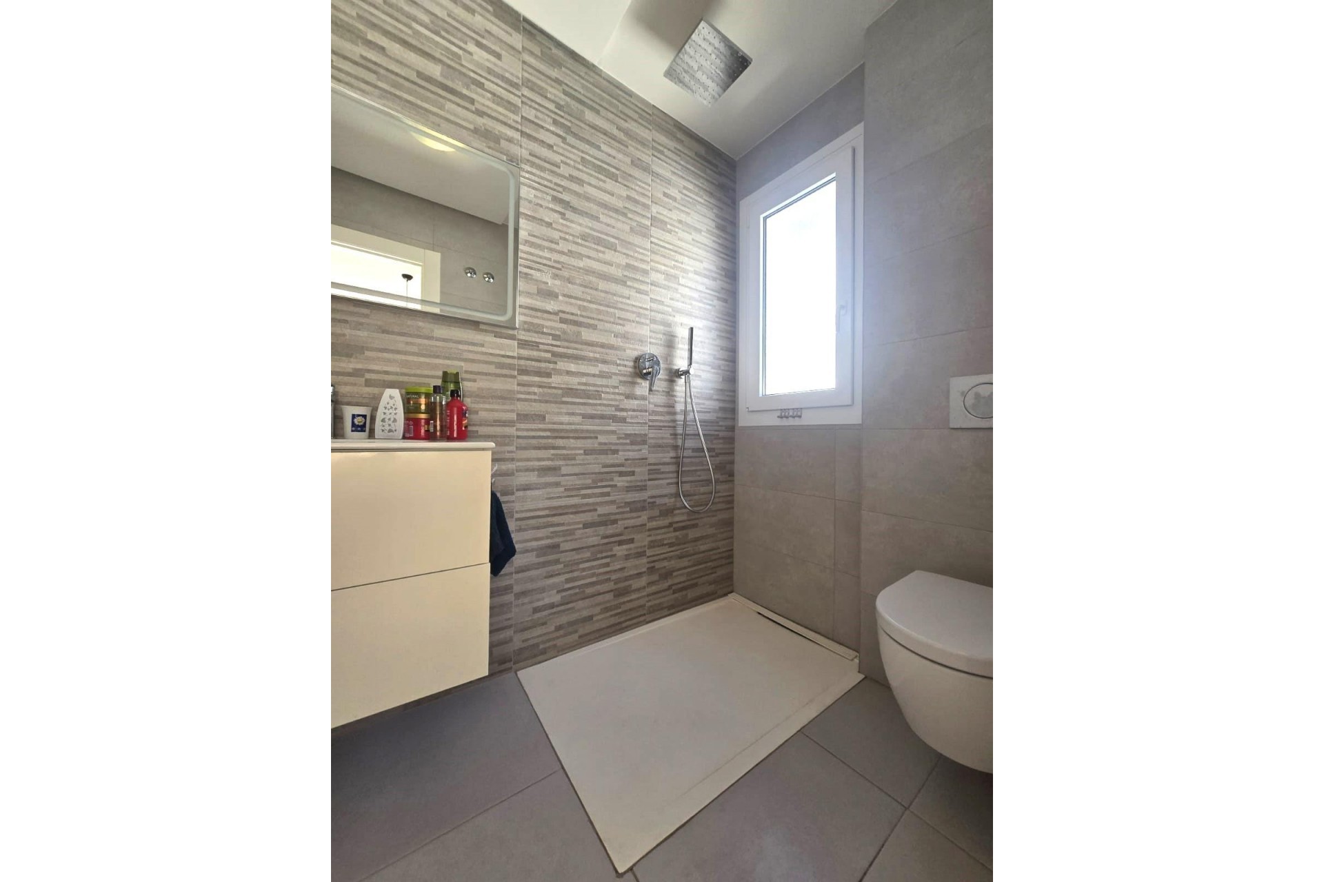 Resale - Duplex -
Torrevieja - Sector 25
