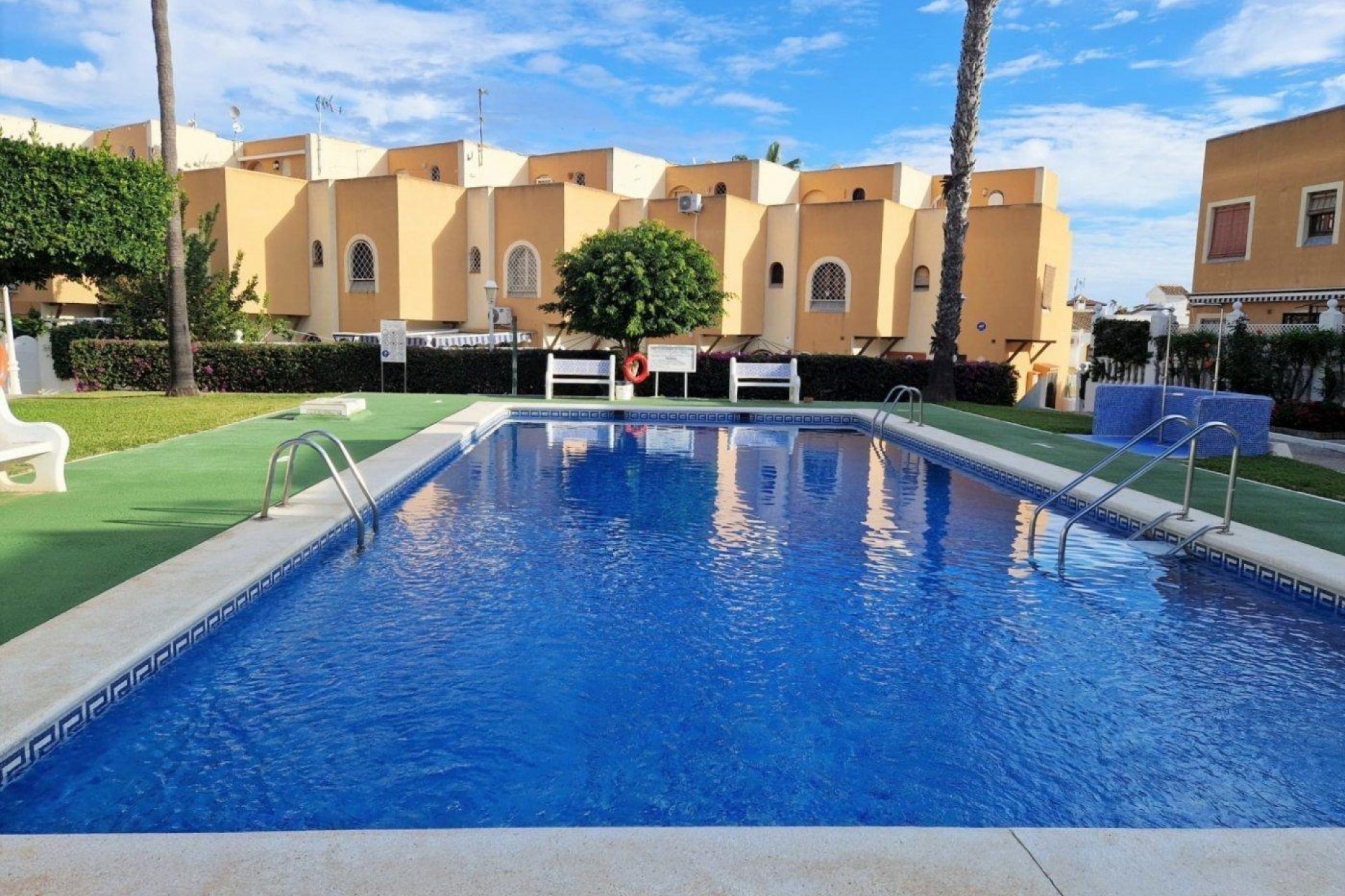 Resale - Duplex -
Torrevieja - Torre La Mata