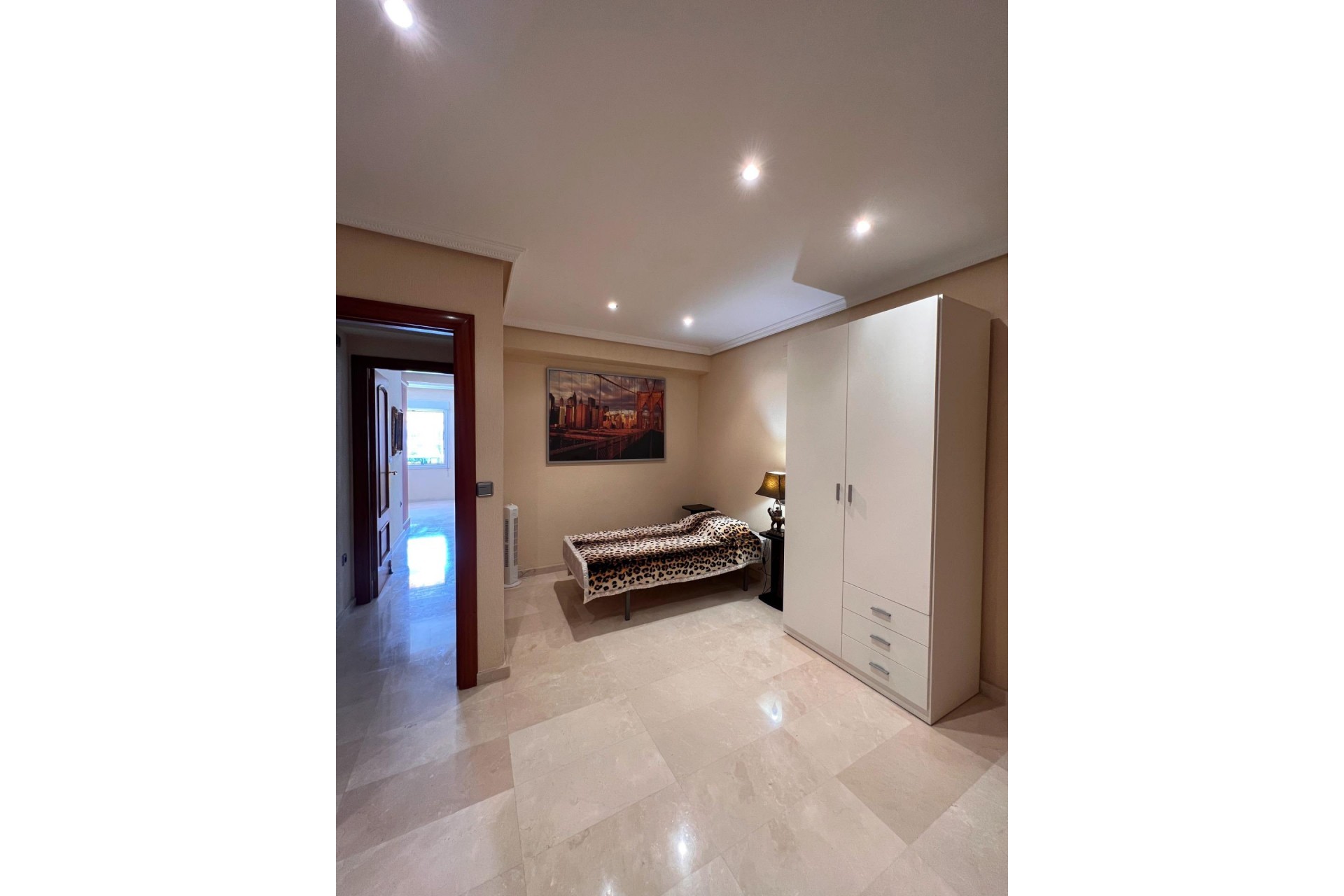 Resale - Duplex -
Torrevieja