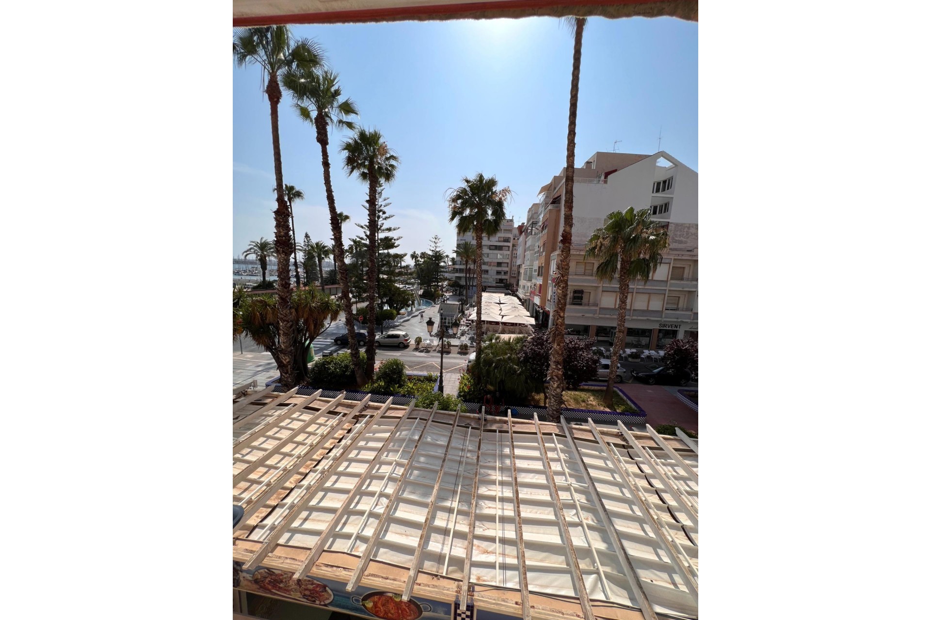 Resale - Duplex -
Torrevieja