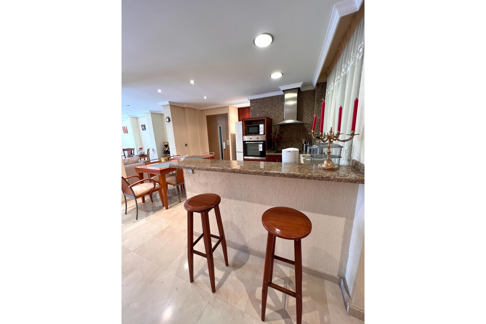 Resale - Duplex -
Torrevieja