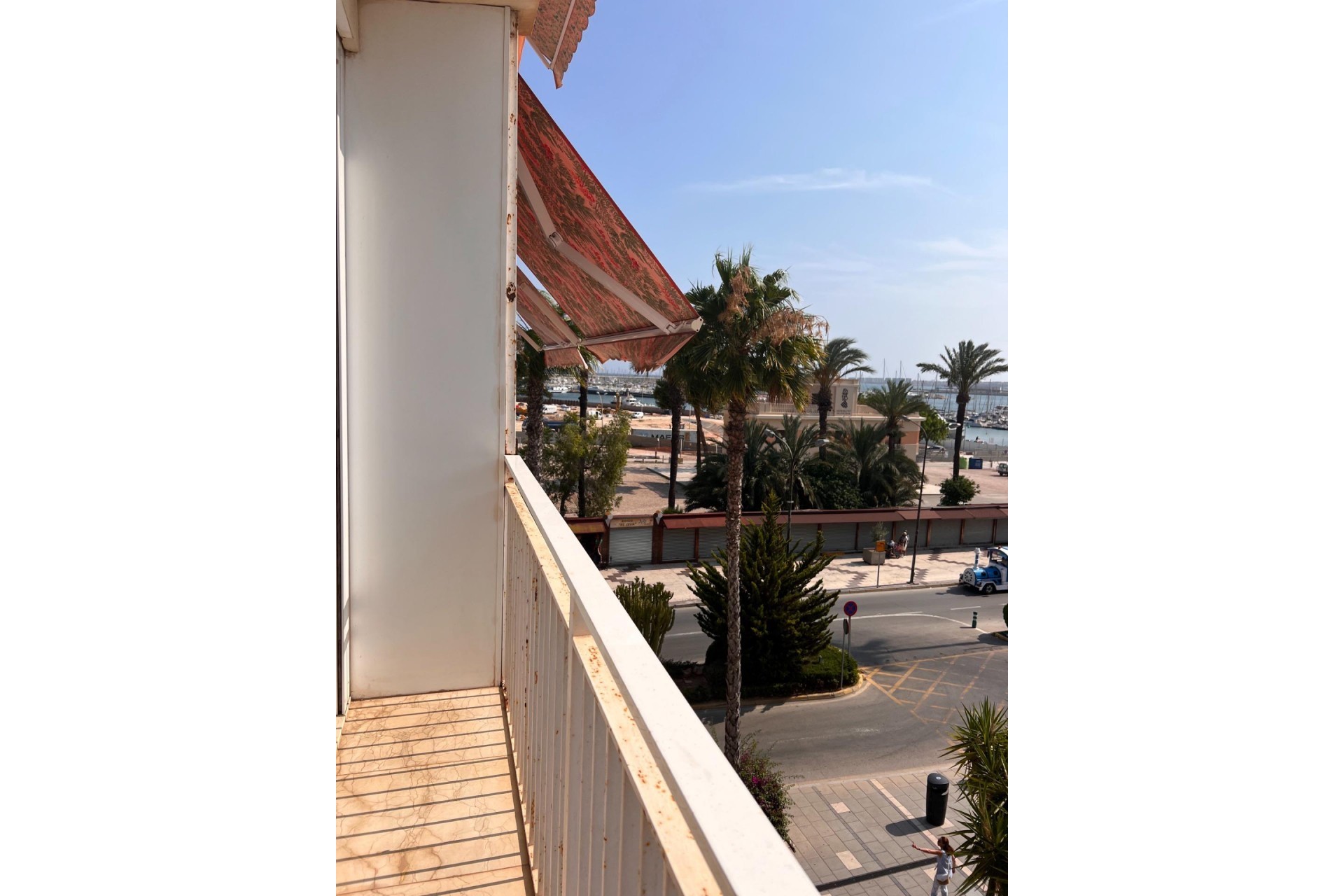 Resale - Duplex -
Torrevieja