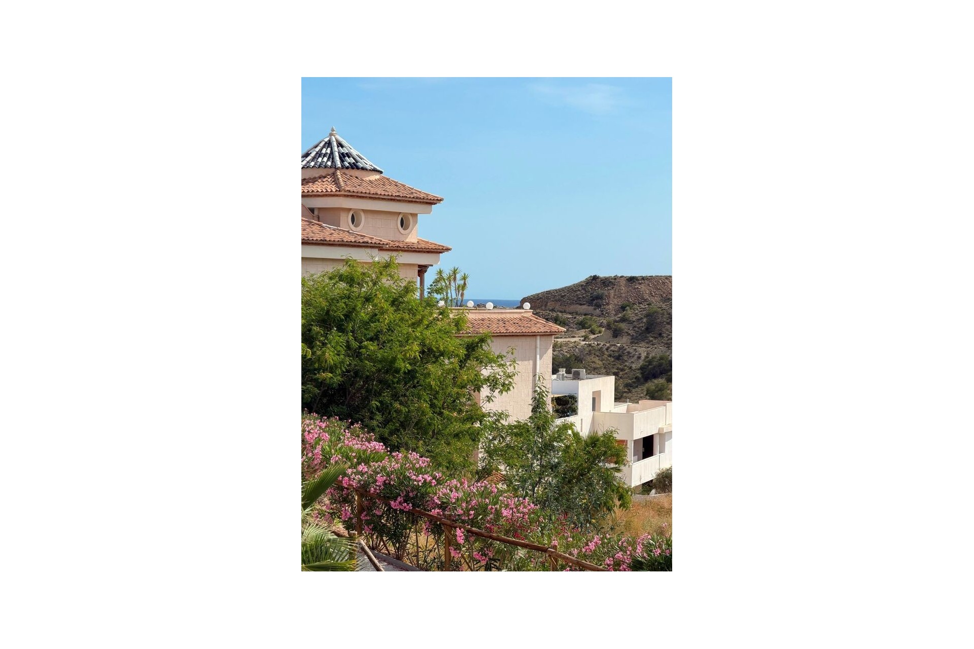 Resale - Duplex -
Villajoyosa - Montiboli