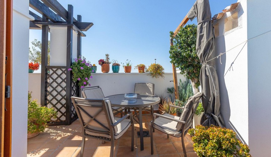 Resale - Penthouse -
Banos y Mendigo - El Valle Golf Resort