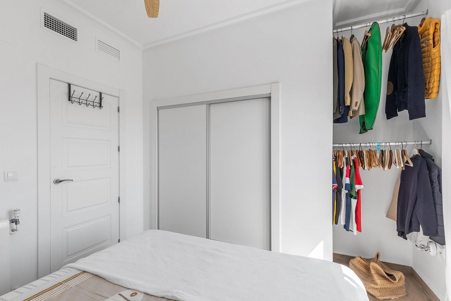 Resale - Penthouse -
Banos y Mendigo - El Valle Golf Resort