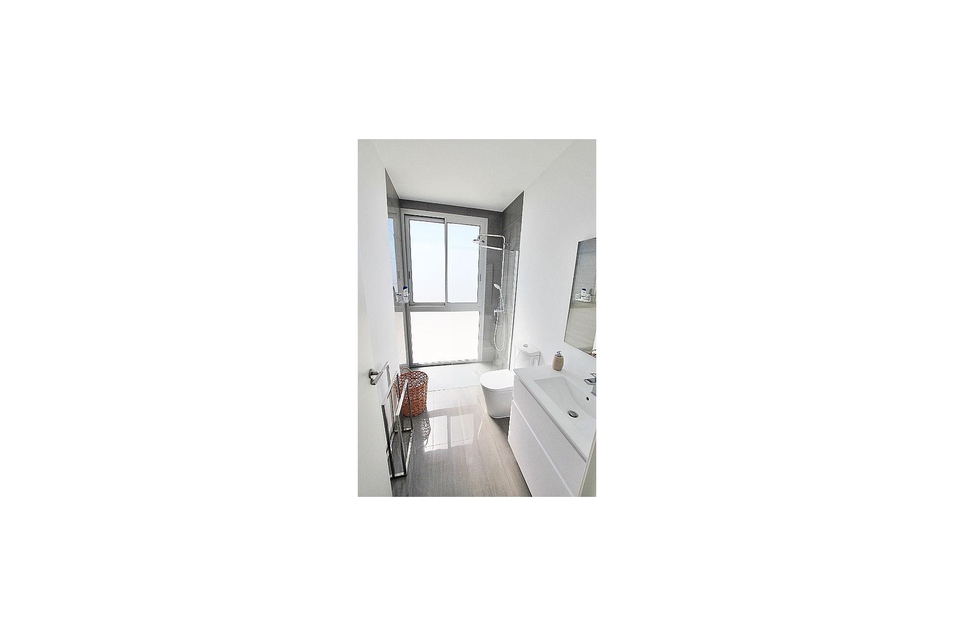 Resale - Penthouse -
Guardamar del Segura - Guardamar Playa