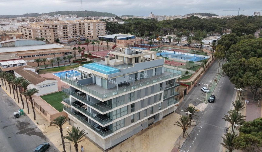 Resale - Penthouse -
Guardamar del Segura - Guardamar Playa