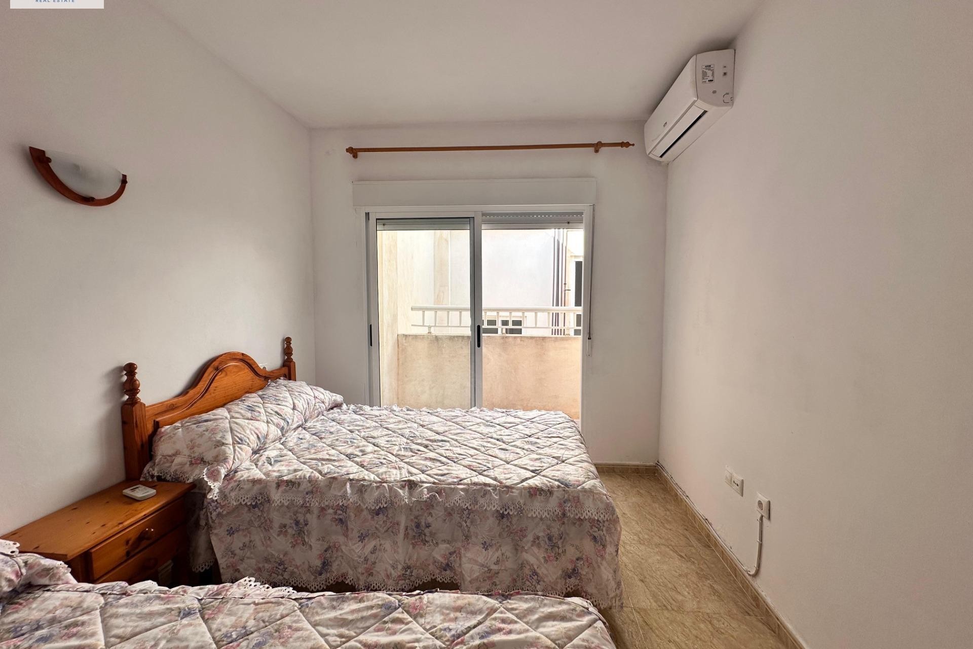 Resale - Penthouse -
Guardamar del Segura - Pueblo