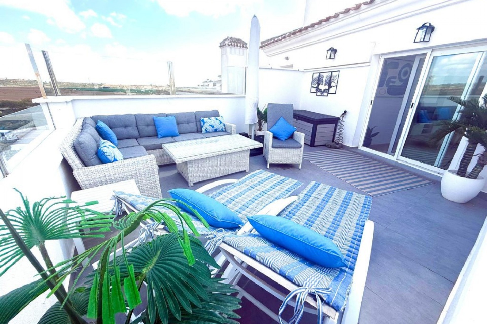 Resale - Penthouse -
Hacienda Riquelme Golf Resort - Inland