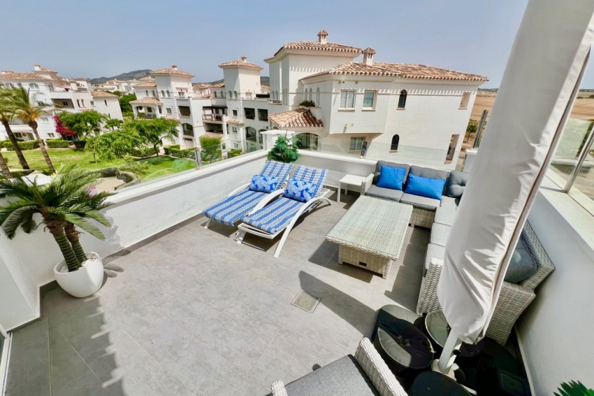 Resale - Penthouse -
Hacienda Riquelme Golf Resort - Inland