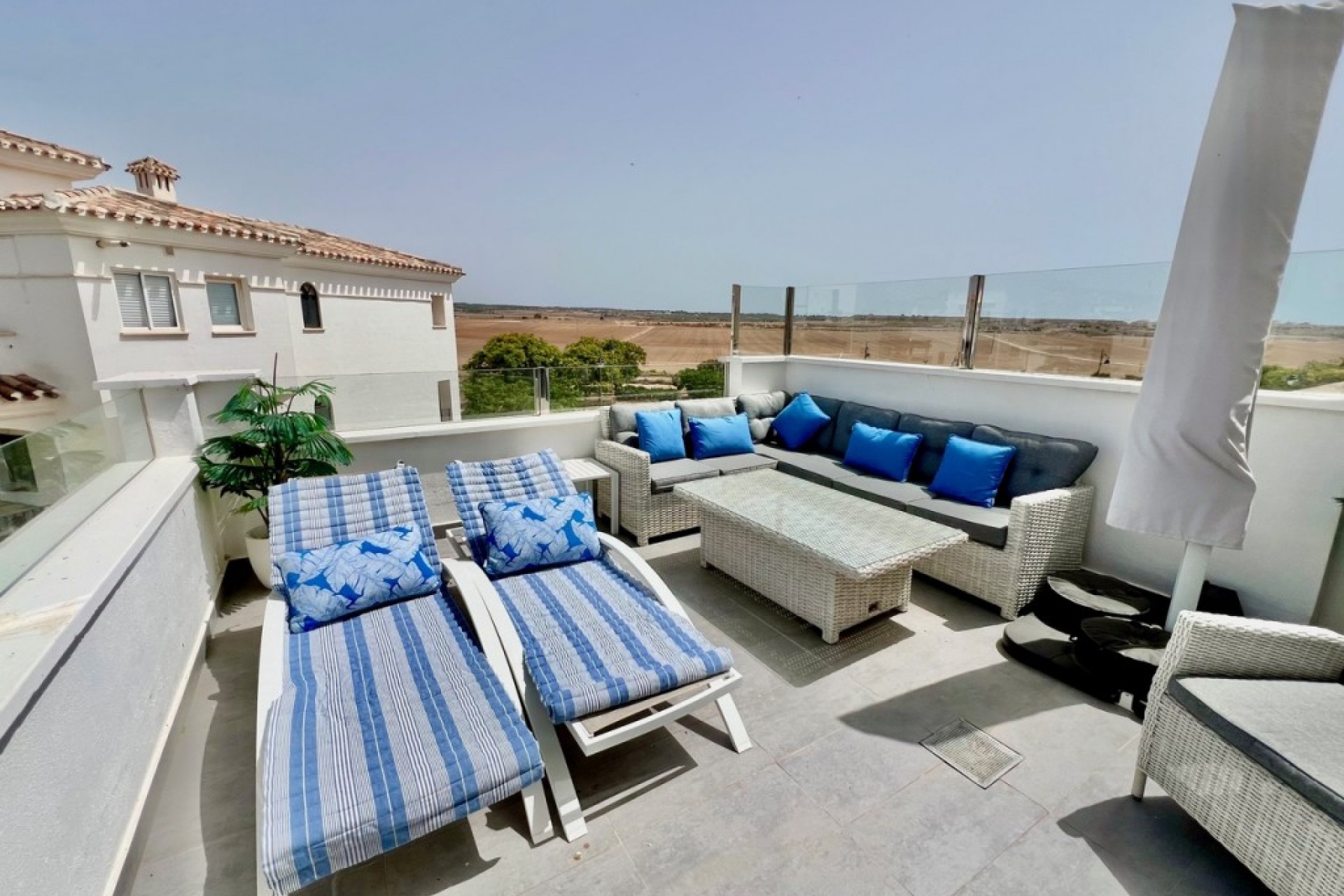 Resale - Penthouse -
Hacienda Riquelme Golf Resort - Inland