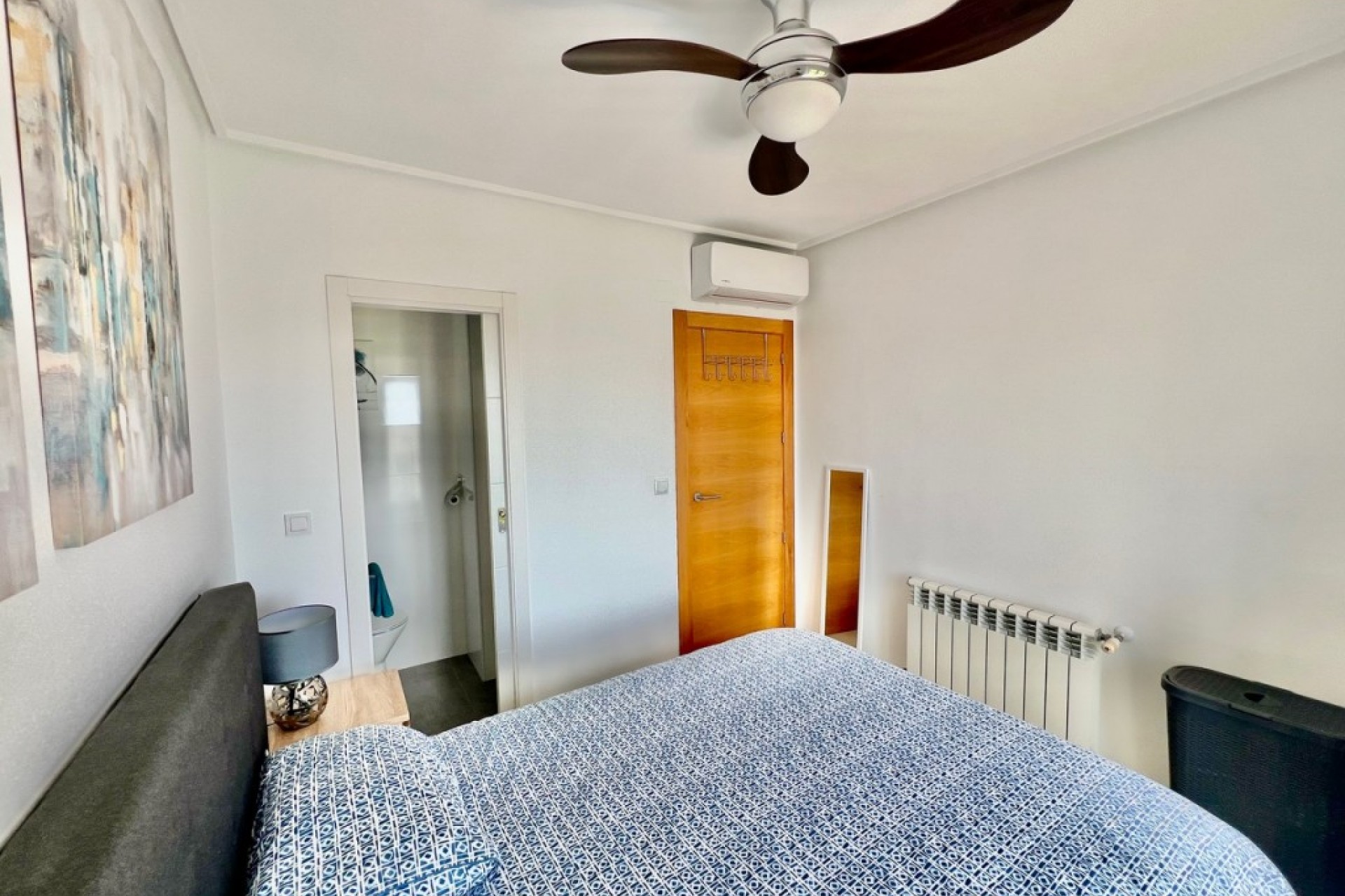 Resale - Penthouse -
Hacienda Riquelme Golf Resort - Inland
