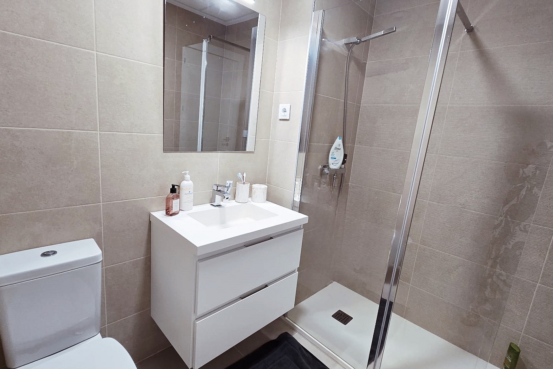 Resale - Penthouse -
Lo Romero Golf - Inland