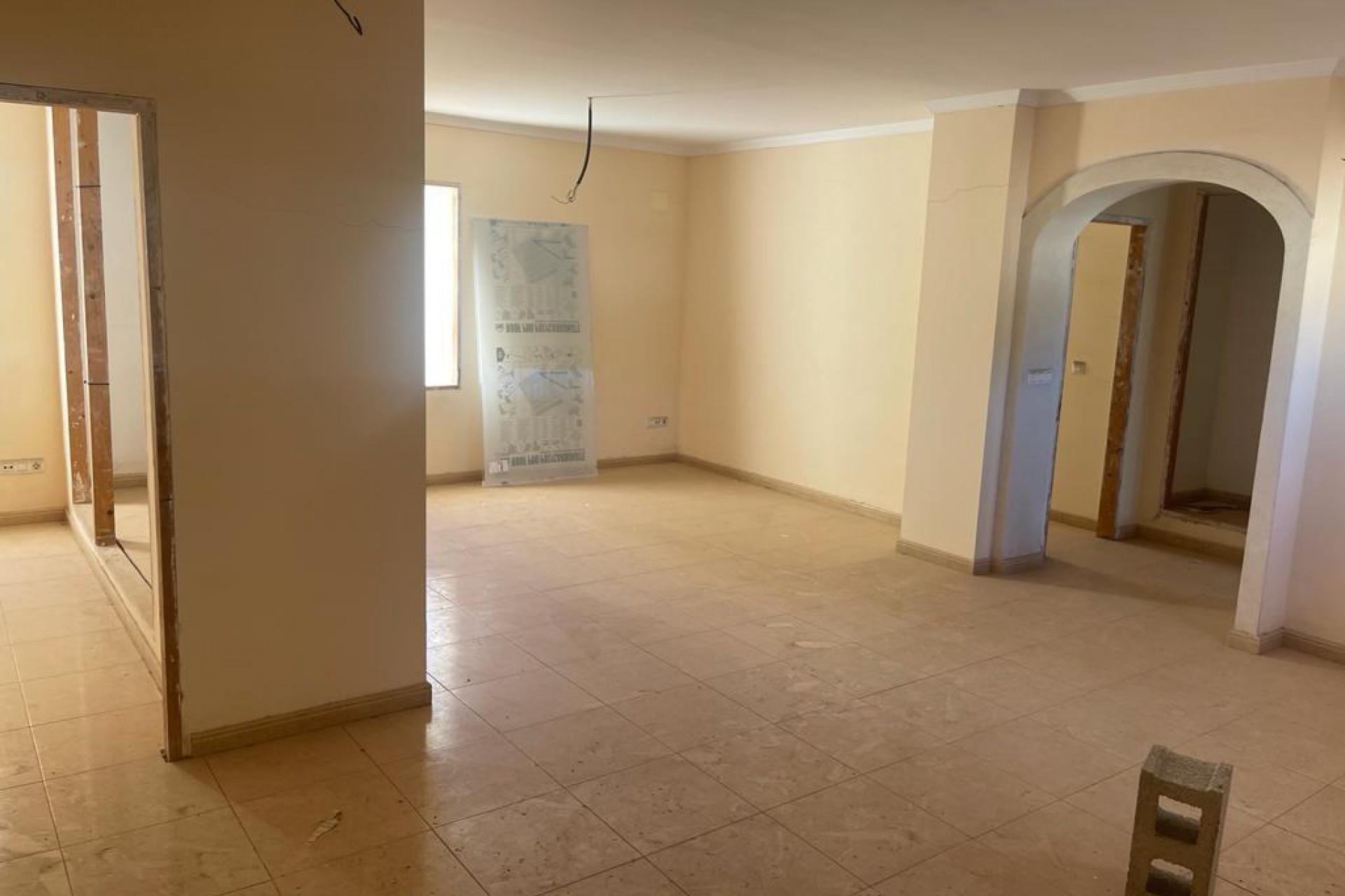 Resale - Penthouse -
Ondara - Inland