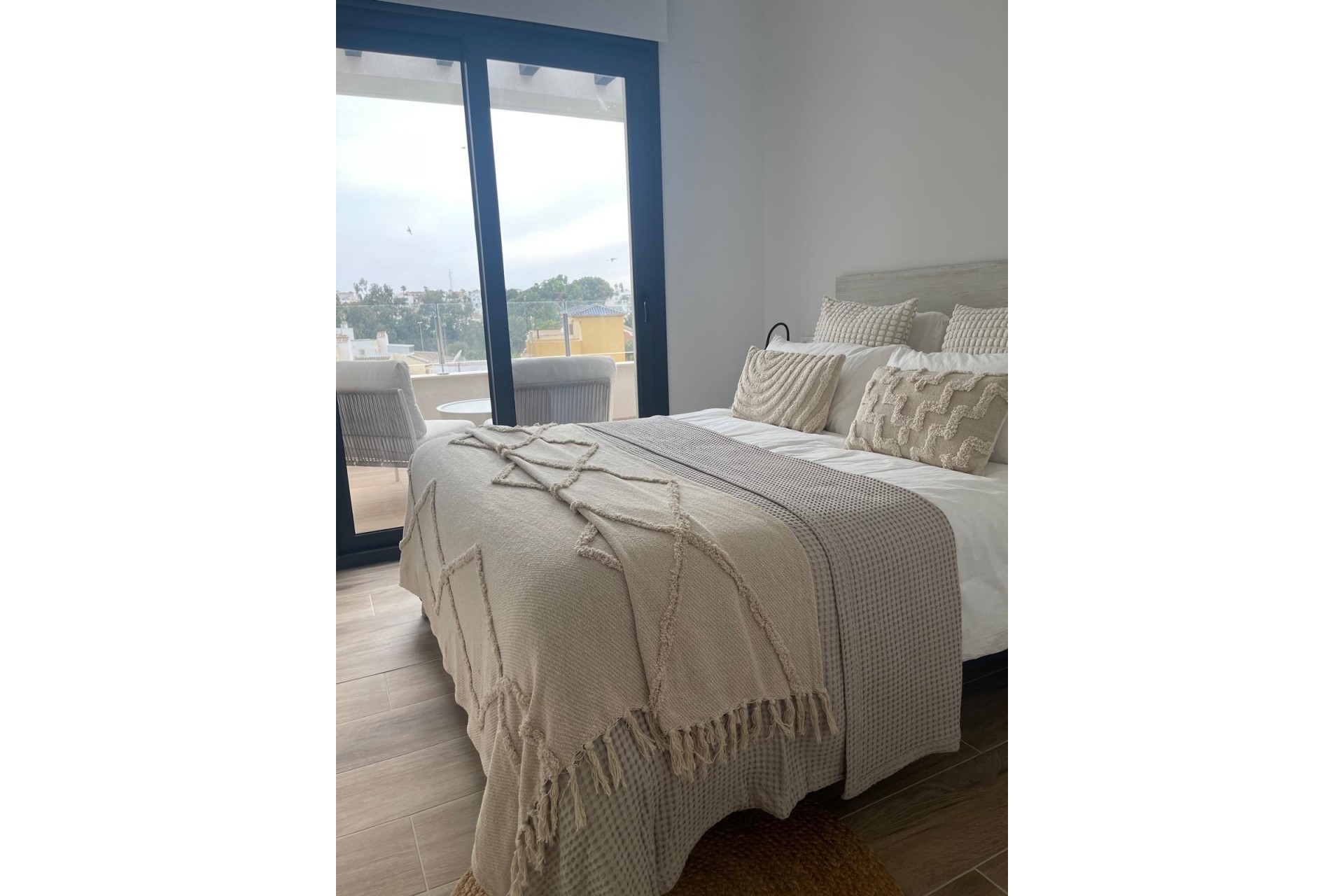 Resale - Penthouse -
Orihuela Costa - Las Filipinas