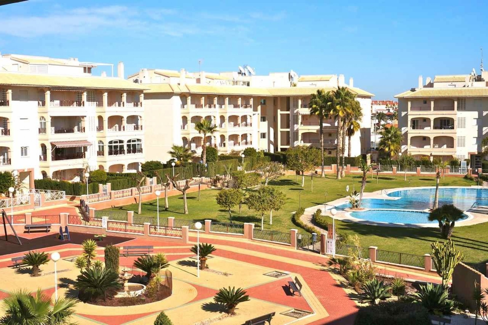 Resale - Penthouse -
Orihuela Costa - Playa Flamenca