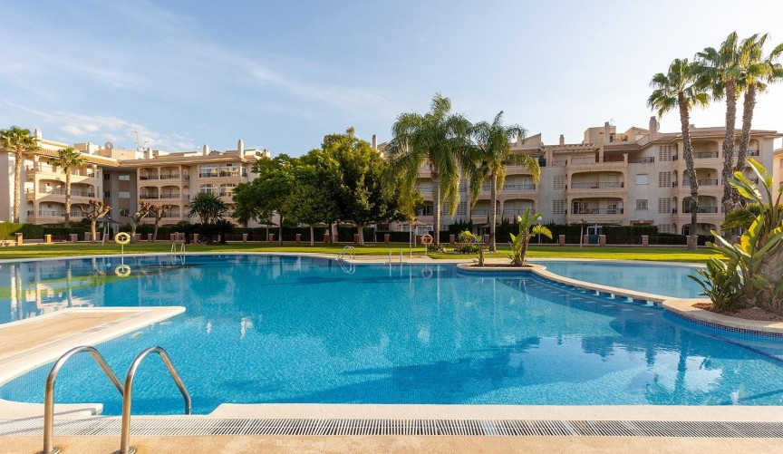 Resale - Penthouse -
Orihuela Costa - Playa Flamenca