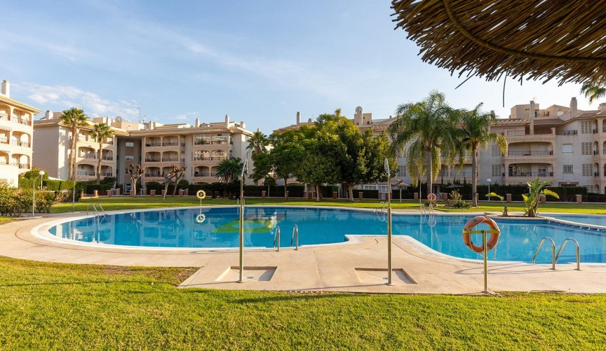 Resale - Penthouse -
Orihuela Costa - Playa Flamenca