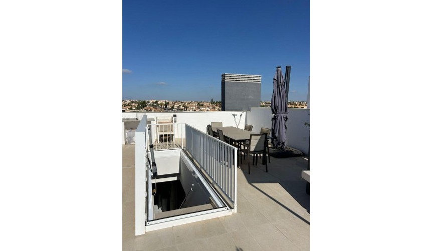 Resale - Penthouse -
Orihuela Costa - Playa Flamenca