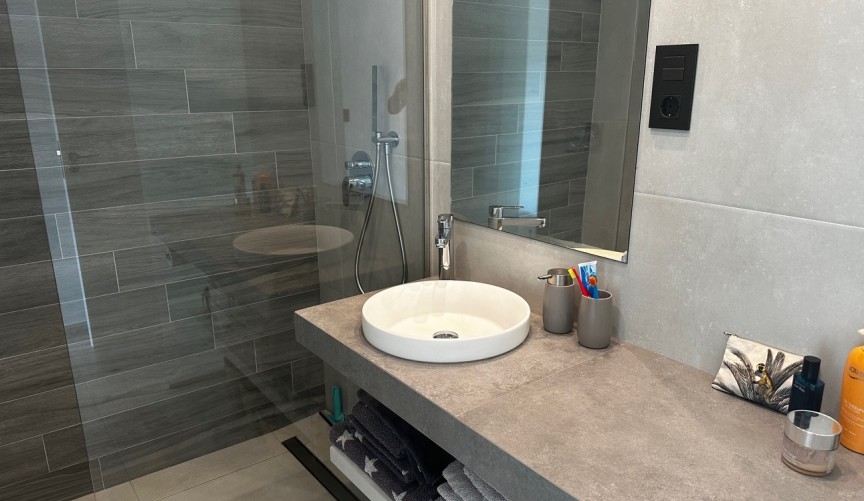 Resale - Penthouse Penthouse -
El Raso