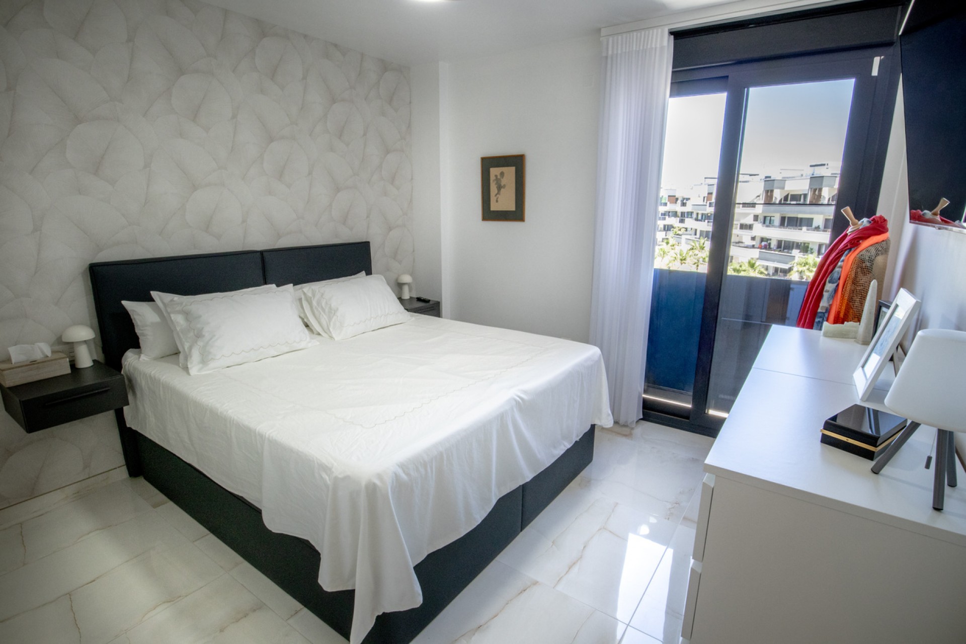 Resale - Penthouse Penthouse -
Los Altos - AMANECER