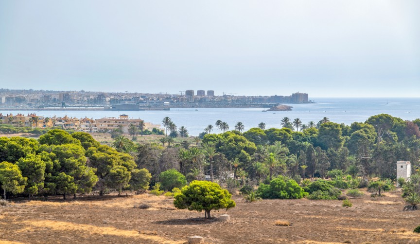 Resale - Penthouse -
Punta Prima - Costa Blanca