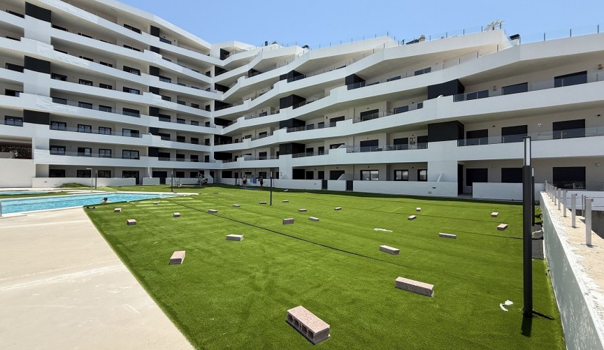 Resale - Penthouse -
San Miguel de Salinas - Inland