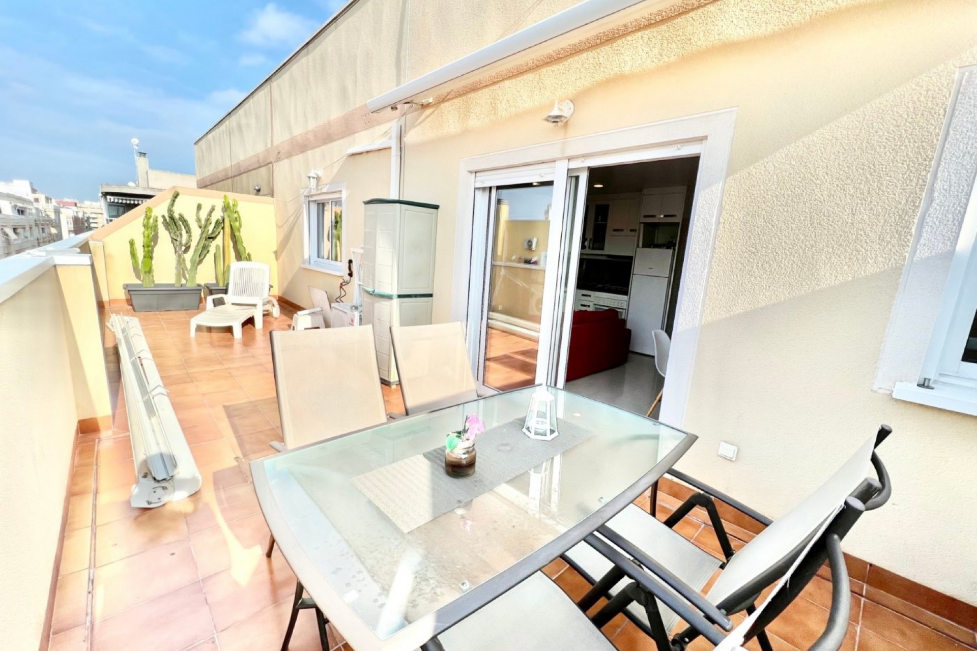 Resale - Penthouse -
Torrevieja - Centro