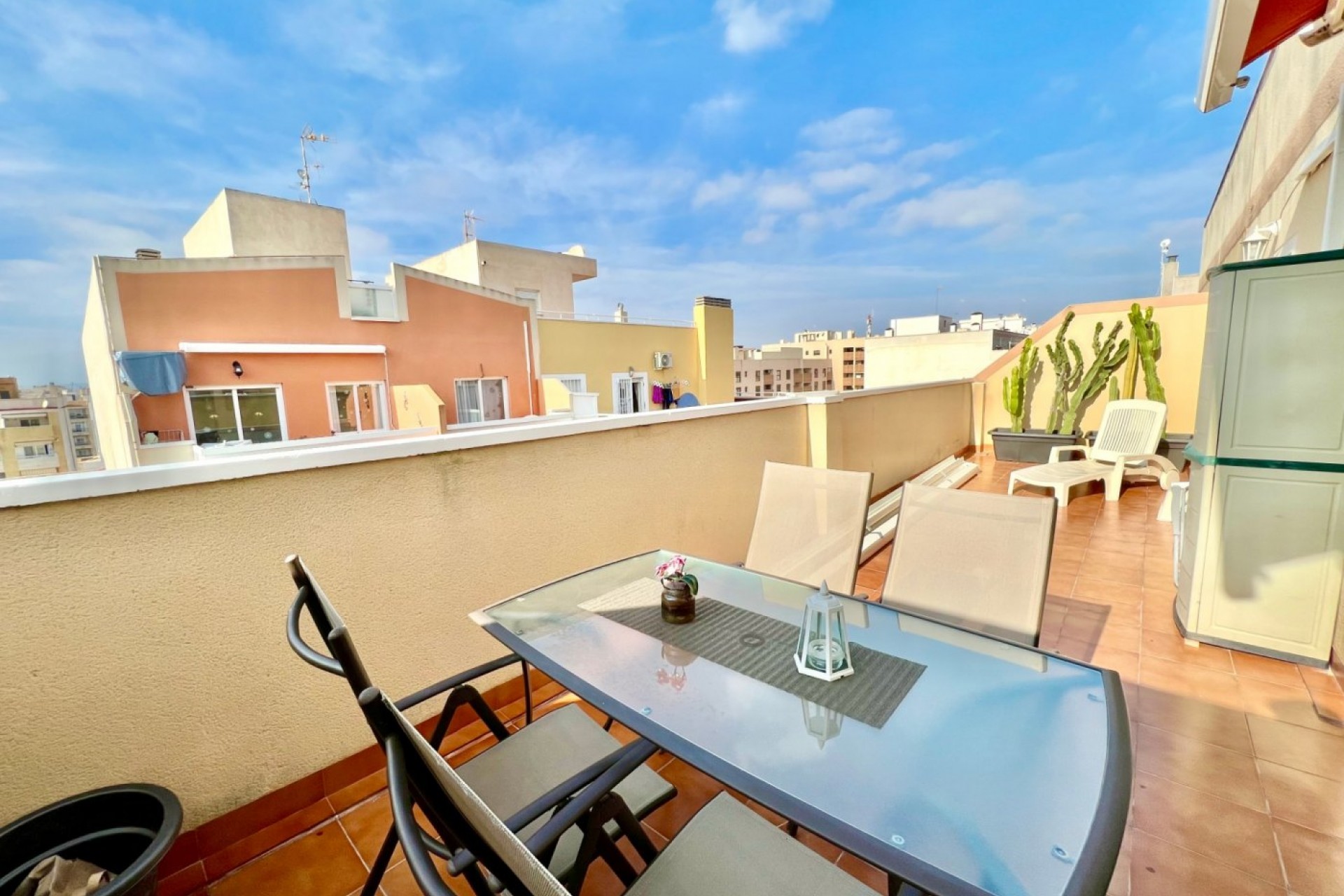 Resale - Penthouse -
Torrevieja - Centro