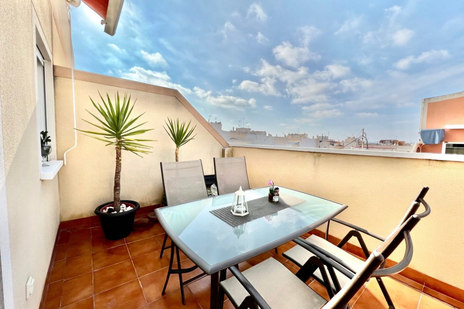 Resale - Penthouse -
Torrevieja - Centro