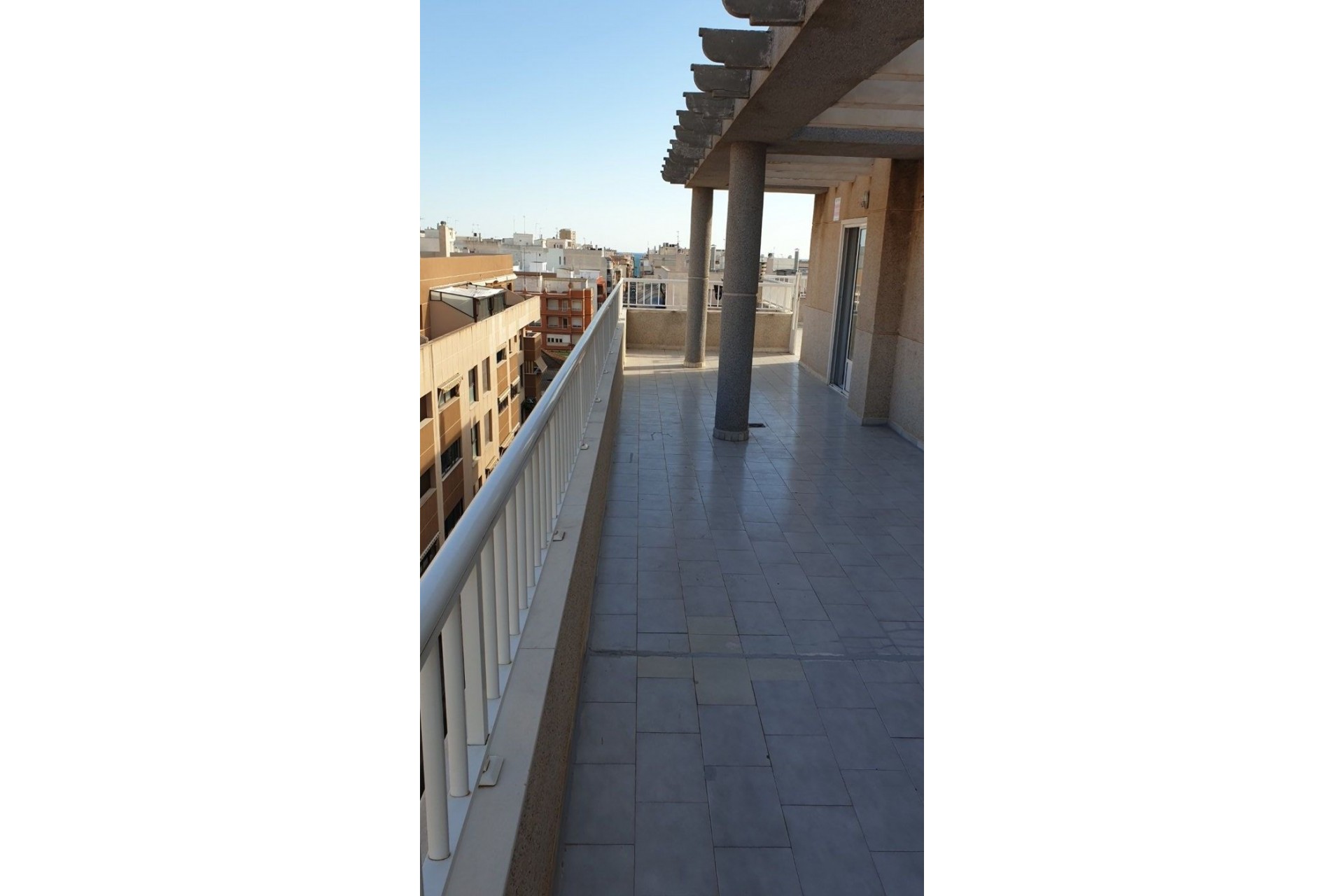 Resale - Penthouse -
Torrevieja - Centro