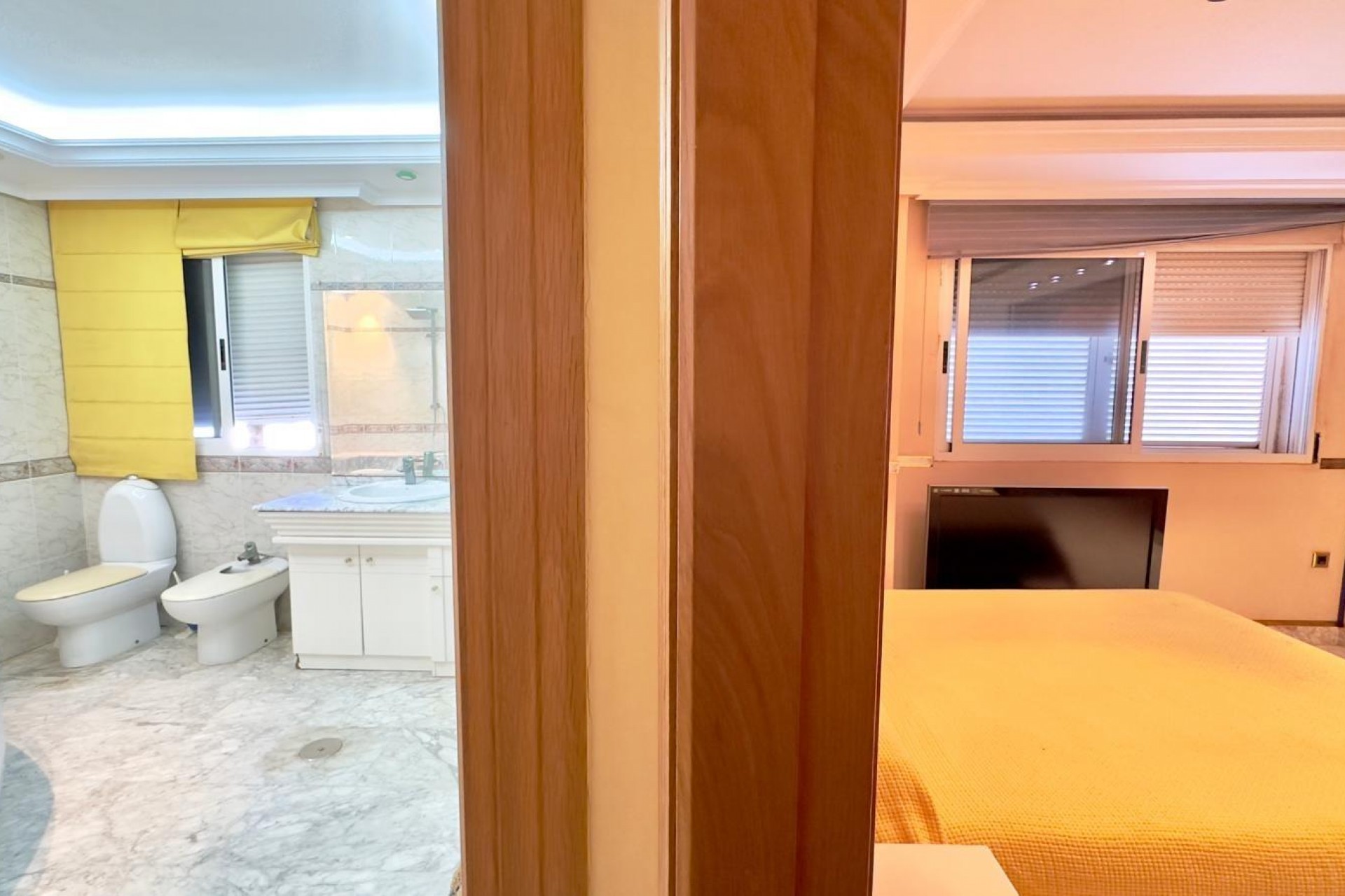 Resale - Penthouse -
Torrevieja - Centro