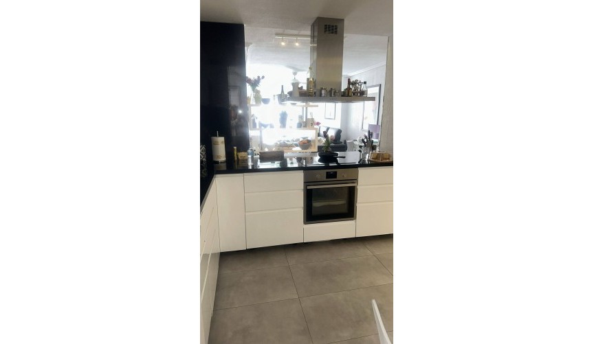 Resale - Penthouse -
Torrevieja - Centro