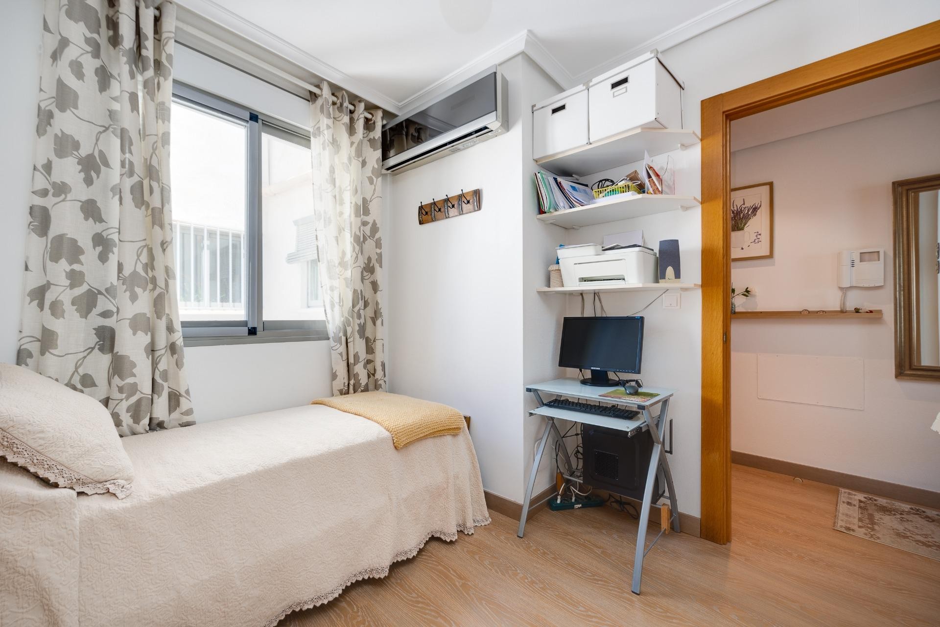 Resale - Penthouse -
Torrevieja - Centro