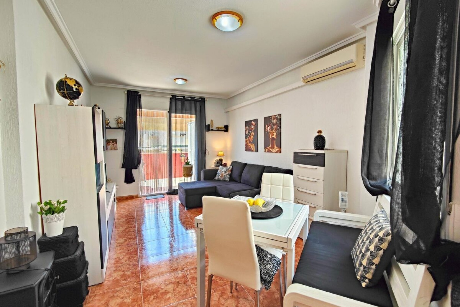 Resale - Penthouse -
Torrevieja - Costa Blanca