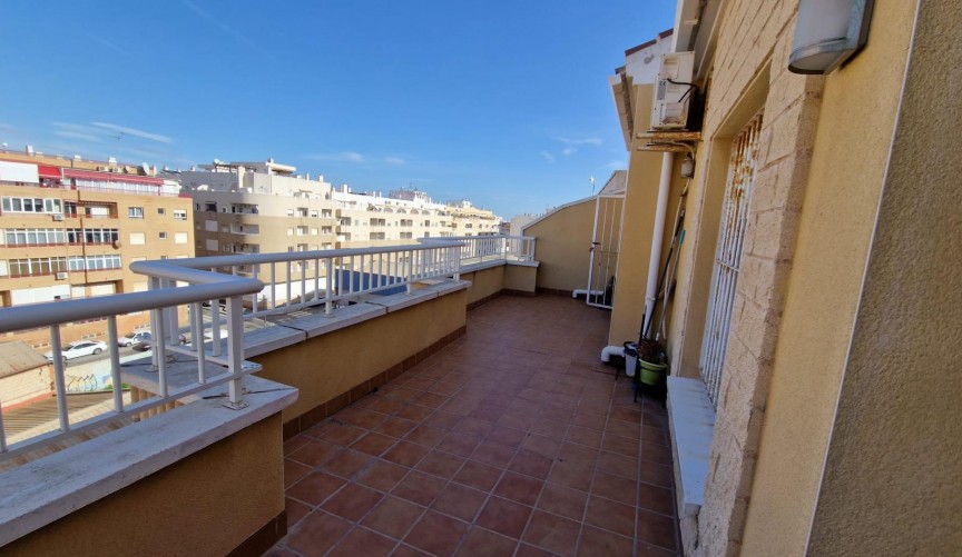 Resale - Penthouse -
Torrevieja - El Molino