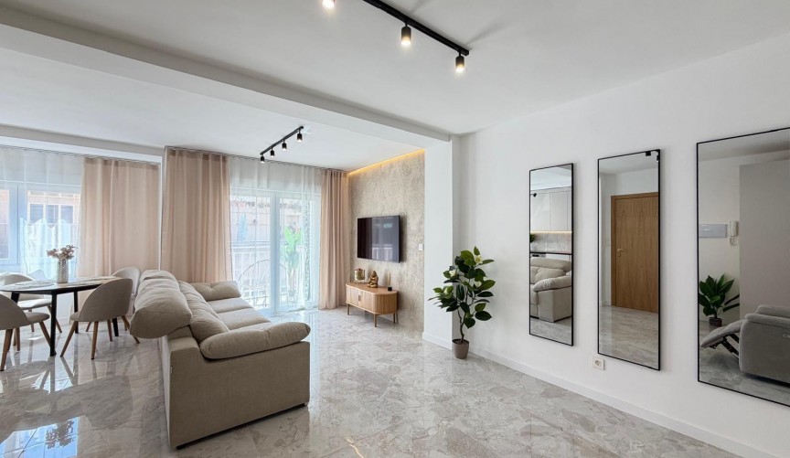 Resale - Penthouse -
Torrevieja - Estacion De Autobuses