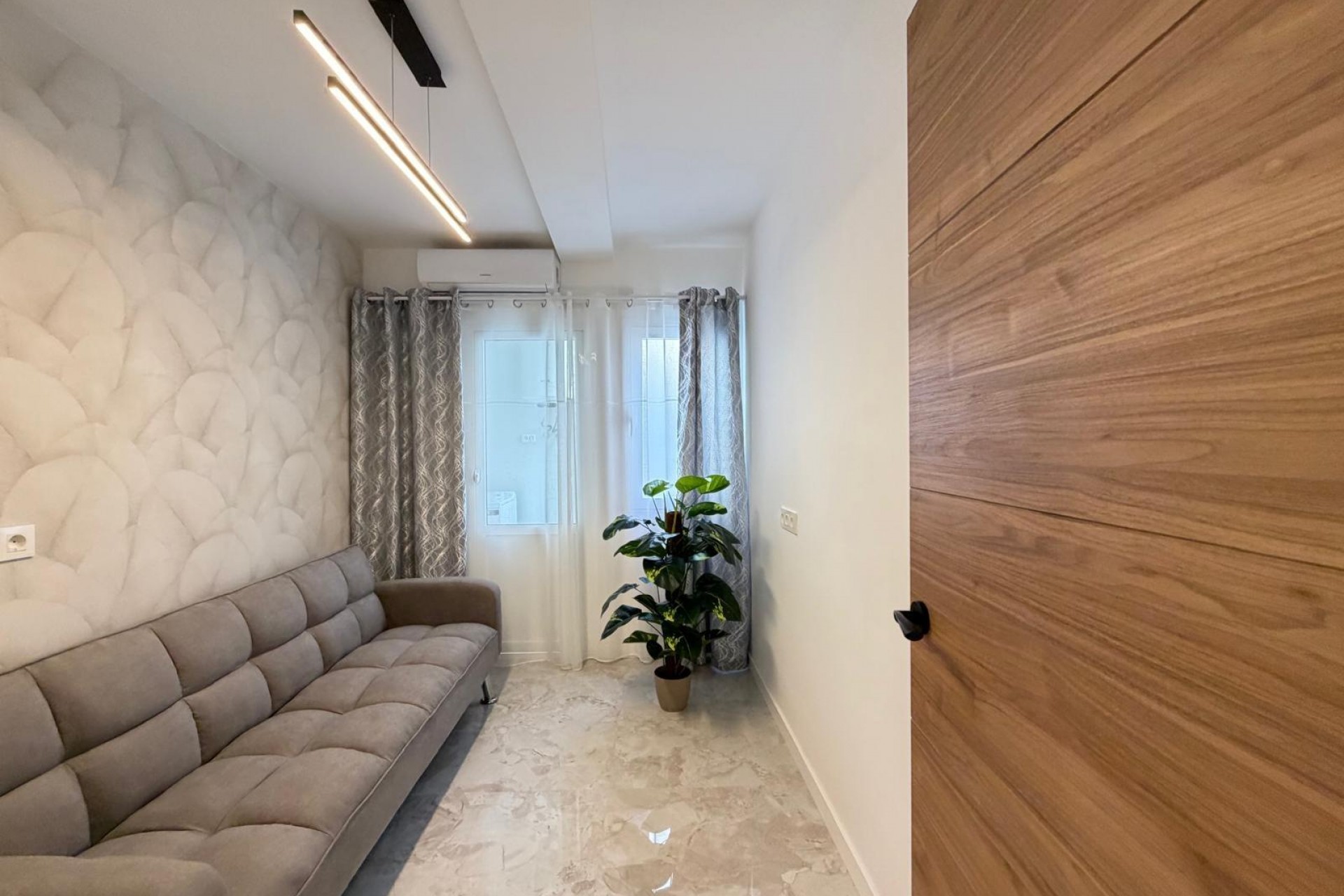 Resale - Penthouse -
Torrevieja - Estacion De Autobuses