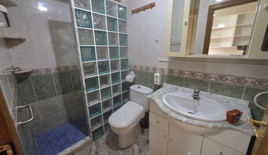 Resale - Penthouse -
Torrevieja - Estacion De Autobuses