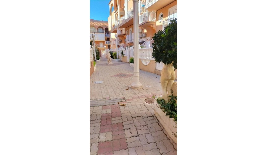 Resale - Penthouse -
Torrevieja - La Mata Pueblo