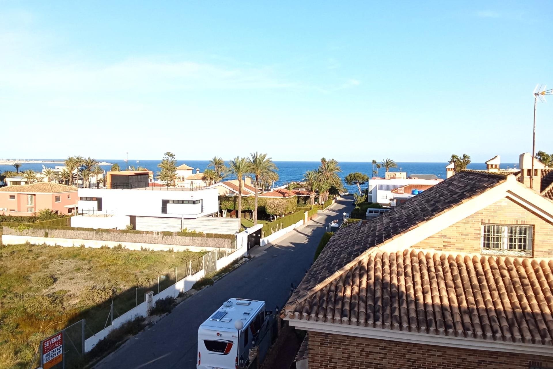 Resale - Penthouse -
Torrevieja - La Veleta