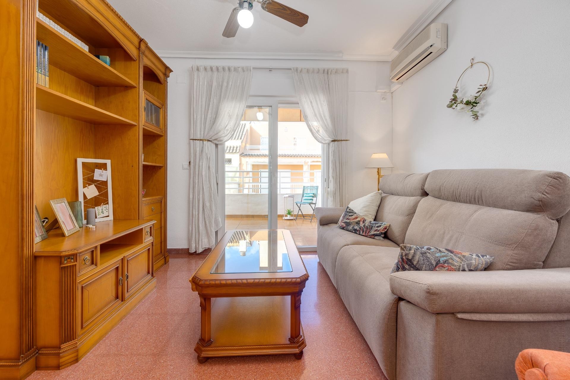 Resale - Penthouse -
Torrevieja - Paseo Maritimo