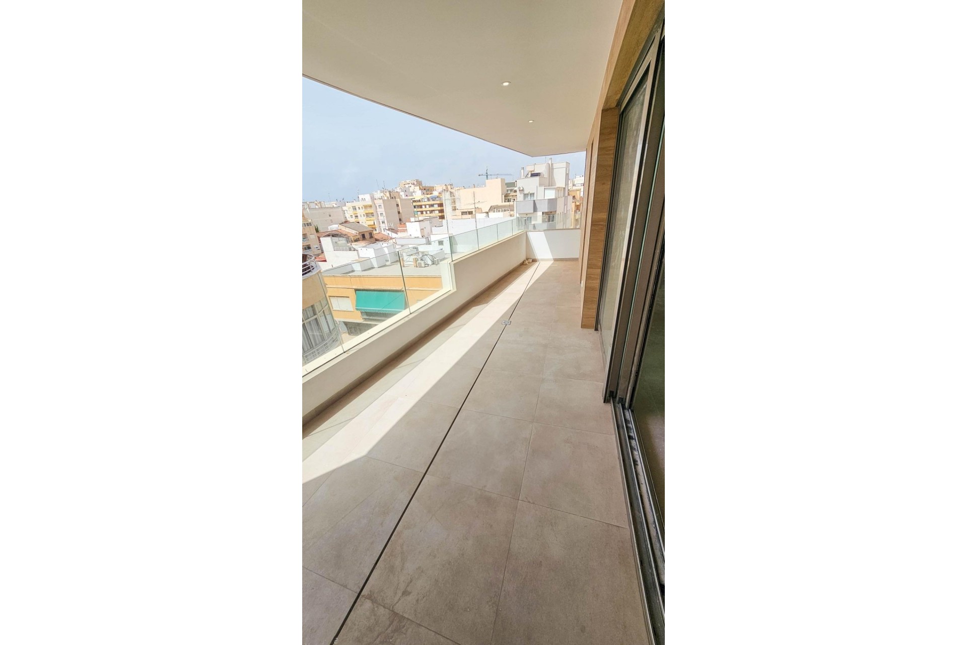 Resale - Penthouse -
Torrevieja - Paseo Maritimo