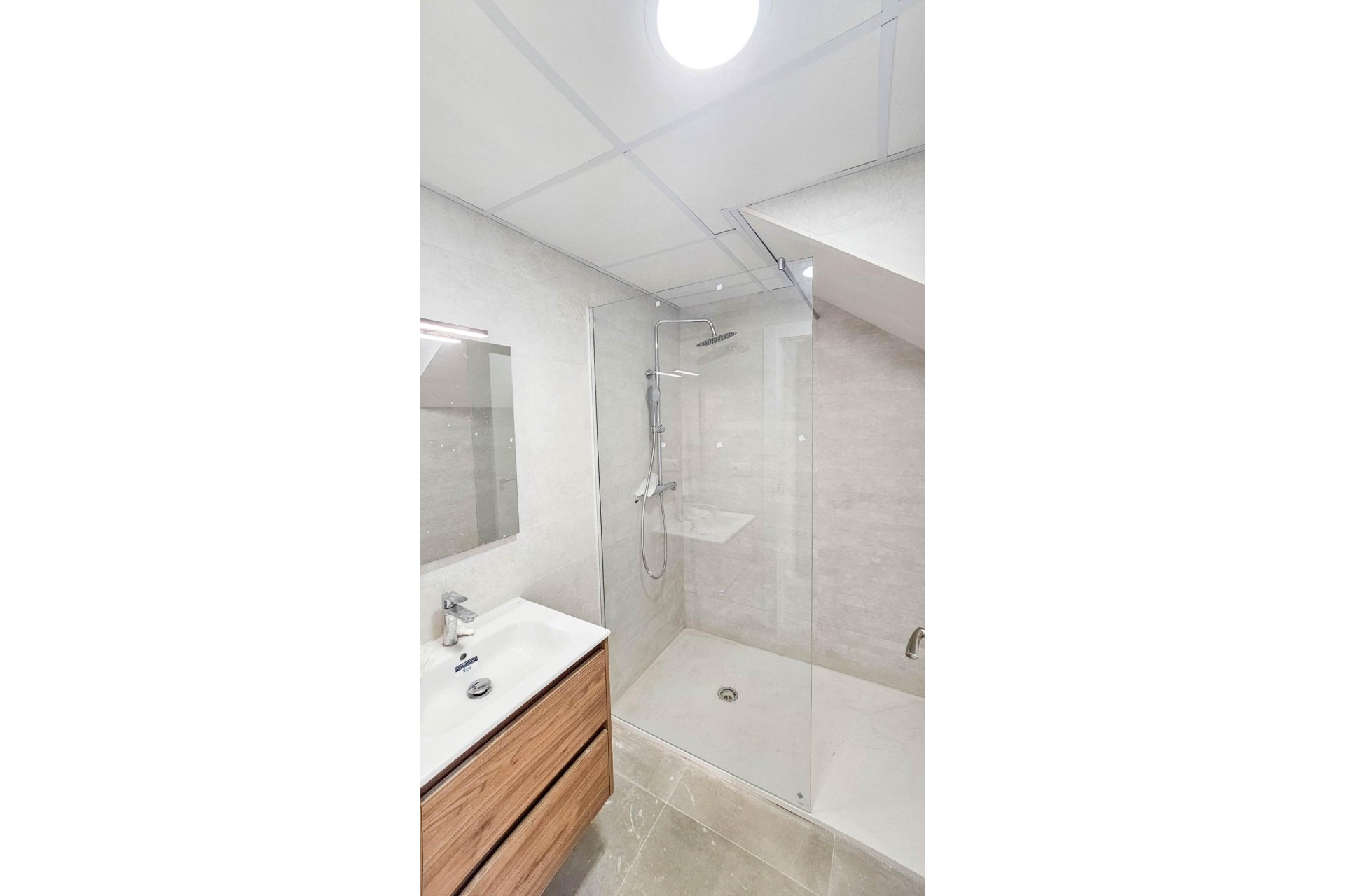 Resale - Penthouse -
Torrevieja - Paseo Maritimo