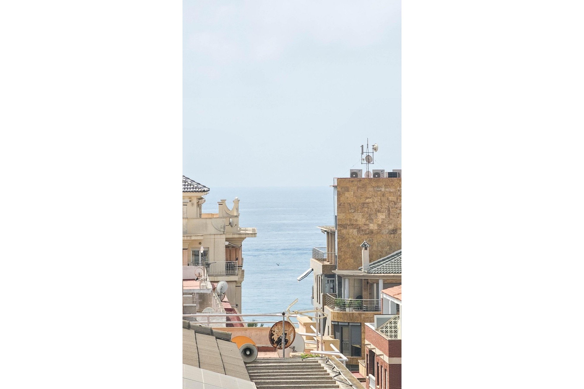 Resale - Penthouse -
Torrevieja - Paseo Maritimo